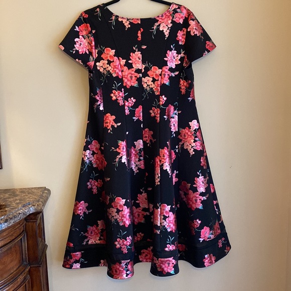 Lane Bryant dress - Picture 2 of 4